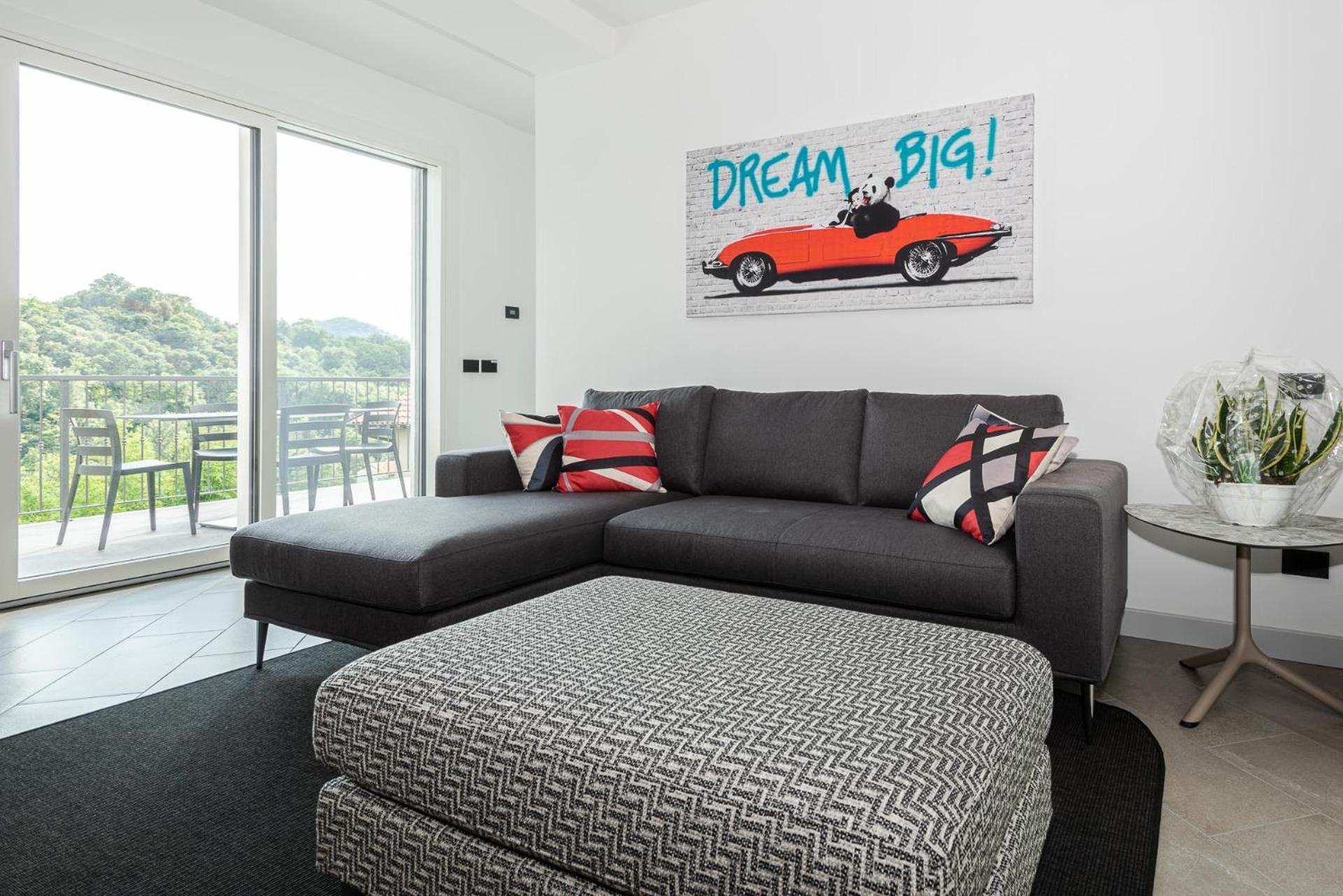 Appartamento Mg House Luxury Côme Esterno foto