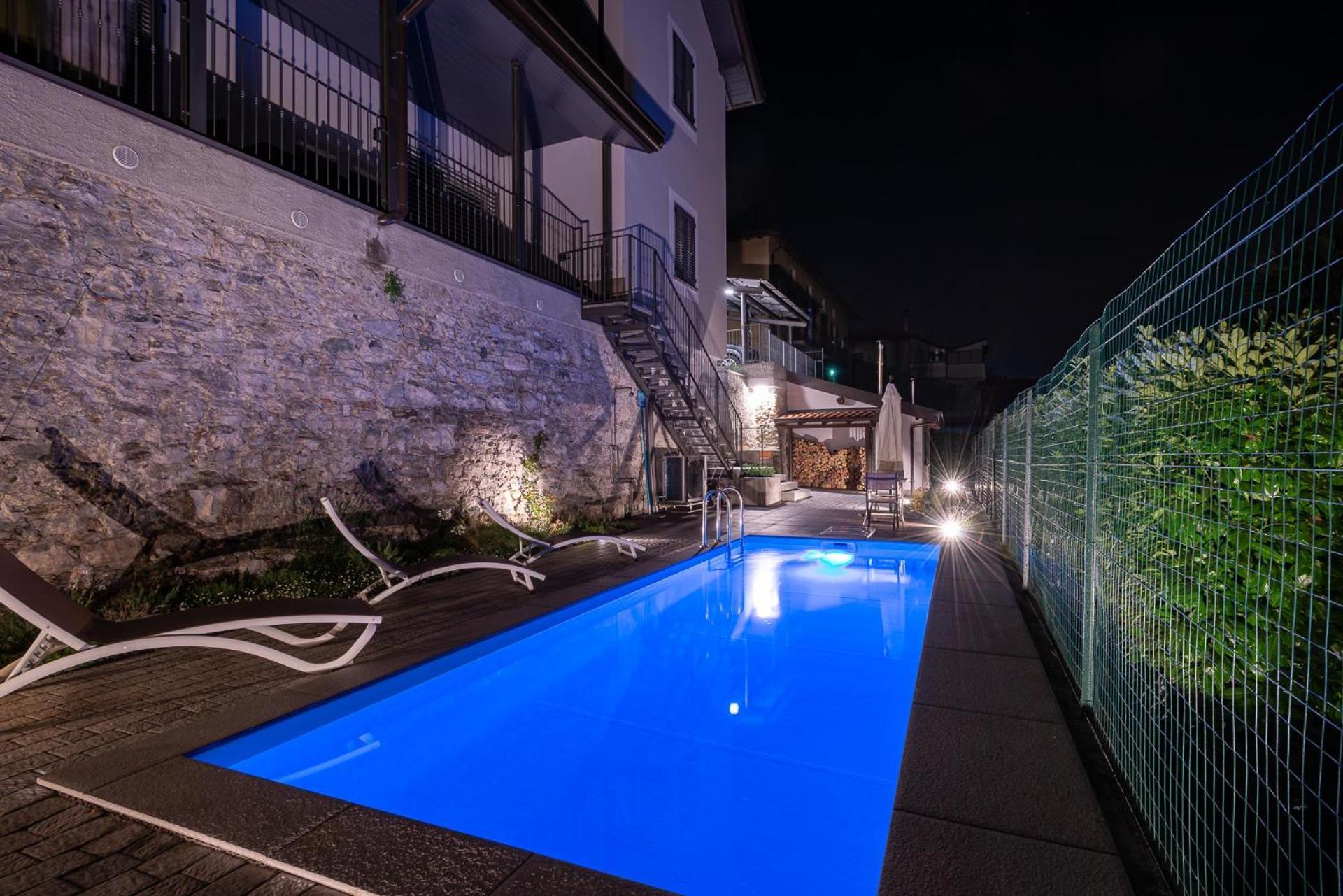 Appartamento Mg House Luxury Côme Esterno foto