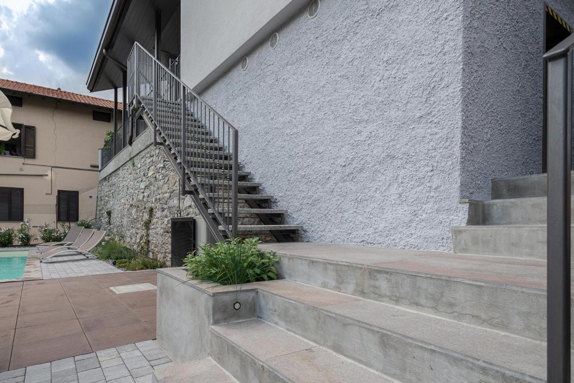 Appartamento Mg House Luxury Côme Esterno foto